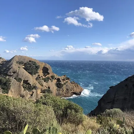 Calanques Yourhosthelper لا سيوتا